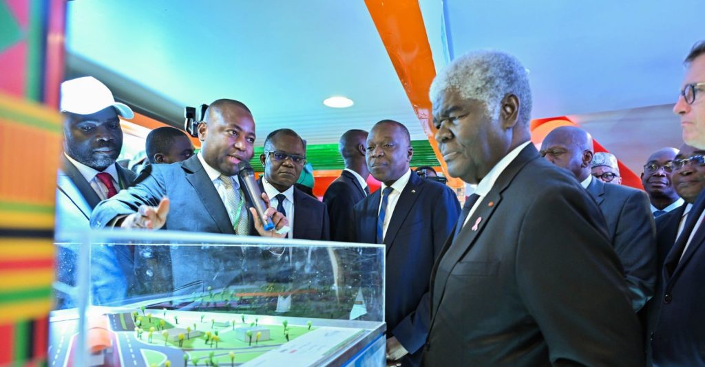 Côte d’Ivoire-AIP/Mobilité urbaine : le PMUA présente au Premier ministre l’avancement du chantier du BRT Yopougon-Bingerville