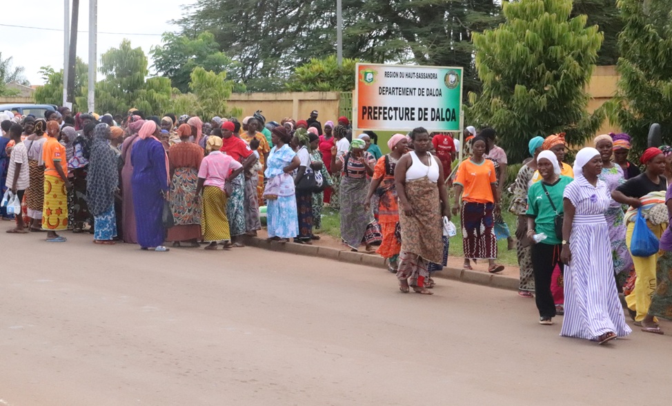Côte d’Ivoire-AIP/ Vie chère  : les vendeuses de poisson congelé de Daloa décident de suspendre leurs activités jusqu’à lundi
