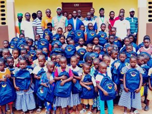 Côte d'Ivoire-AIP / Une ONG offre 150 kits scolaires à des enfants issus de familles vulnérables à Marandallah