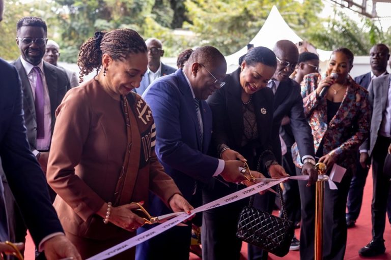 Côte d’Ivoire-AIP/ Amadou Coulibaly inaugure les premiers studios audiovisuels de Canal+ en Afrique