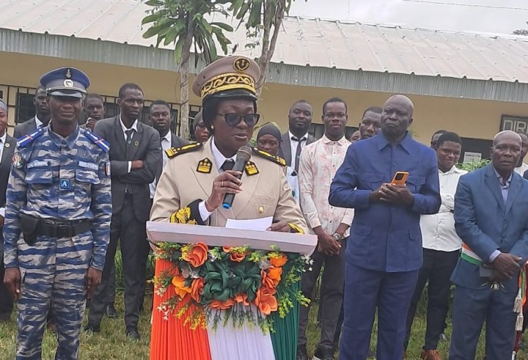Côte d’Ivoire – AIP / Le préfet de Bocanda exhorte les acteurs du système éducatif et les leaders communautaires à s’impliquer davantage dans la lutte contre les grossesses en cours de scolarité
