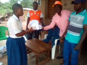 Côte d’Ivoire-AIP/ Trente élèves du collège moderne de Timbé reçoivent des kits scolaires
