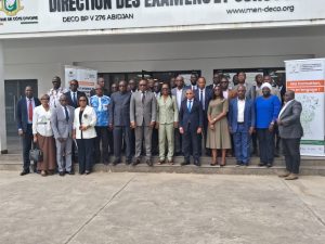 Côte d’Ivoire-AIP/ Le ministère de l'Education nationale lance la formation continue hybride de 2 000 professeurs bivalents de sciences
