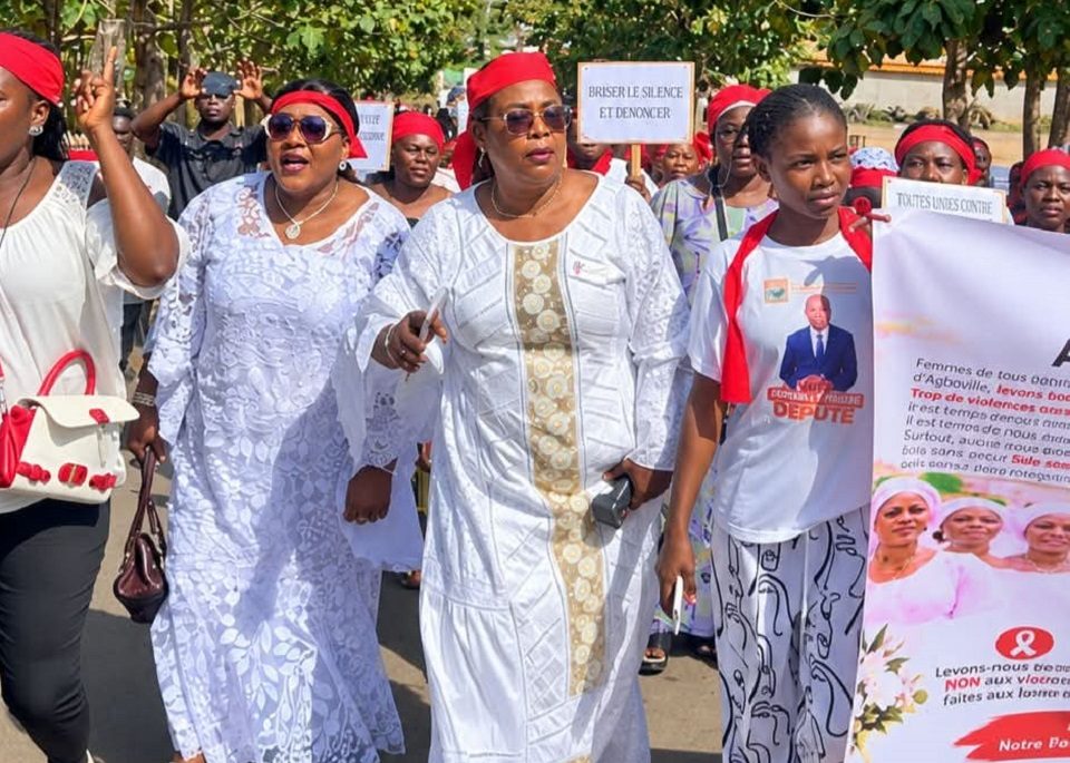 Côte d'Ivoire-AIP/Une marche blanche à Agboville en hommage à la femme enceinte tuée à la machette