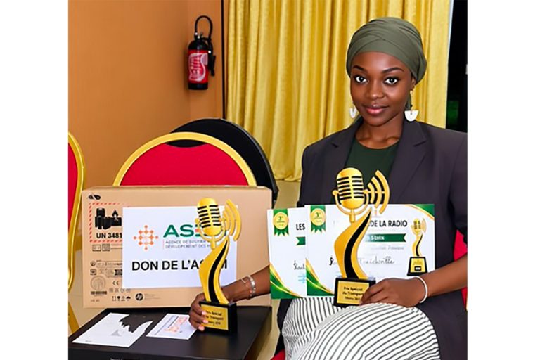 Côte d’Ivoire-AIP/ La journaliste Assana Gueye remporte deux prix aux Oscars de la radio