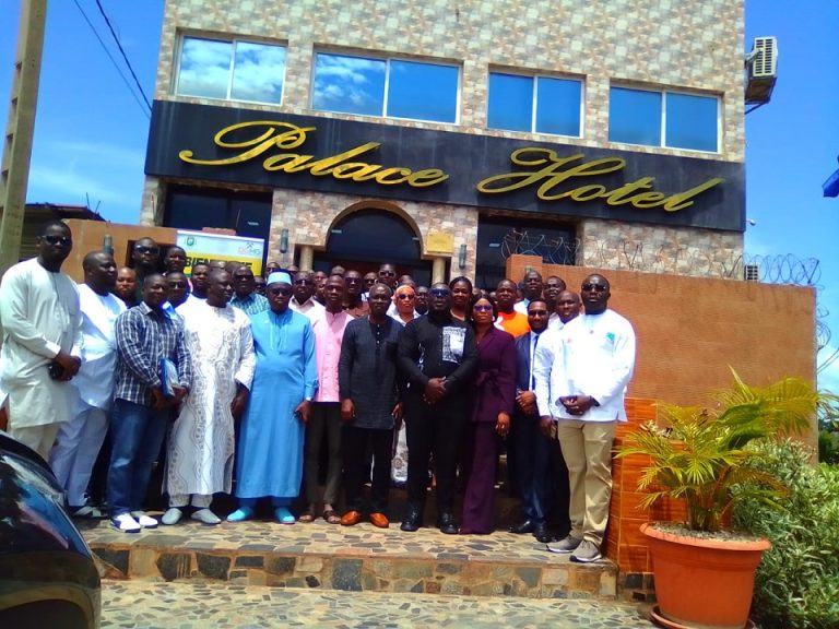 Côte d’Ivoire-AIP/ Yamoussoukro accueille une réflexion sur la contribution des agents techniques à la lutte contre l’orpaillage illégal