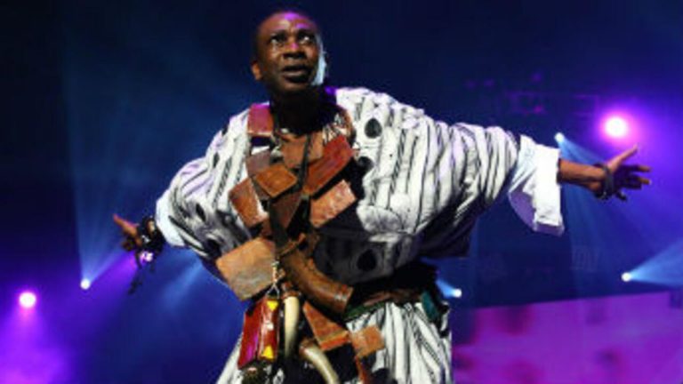 Côte d’Ivoire-AIP/Inter/ l’artiste Youssou N’Dour s’oppose à l’interruption de son « Grand Bal » à l’Accor Arena de Bercy